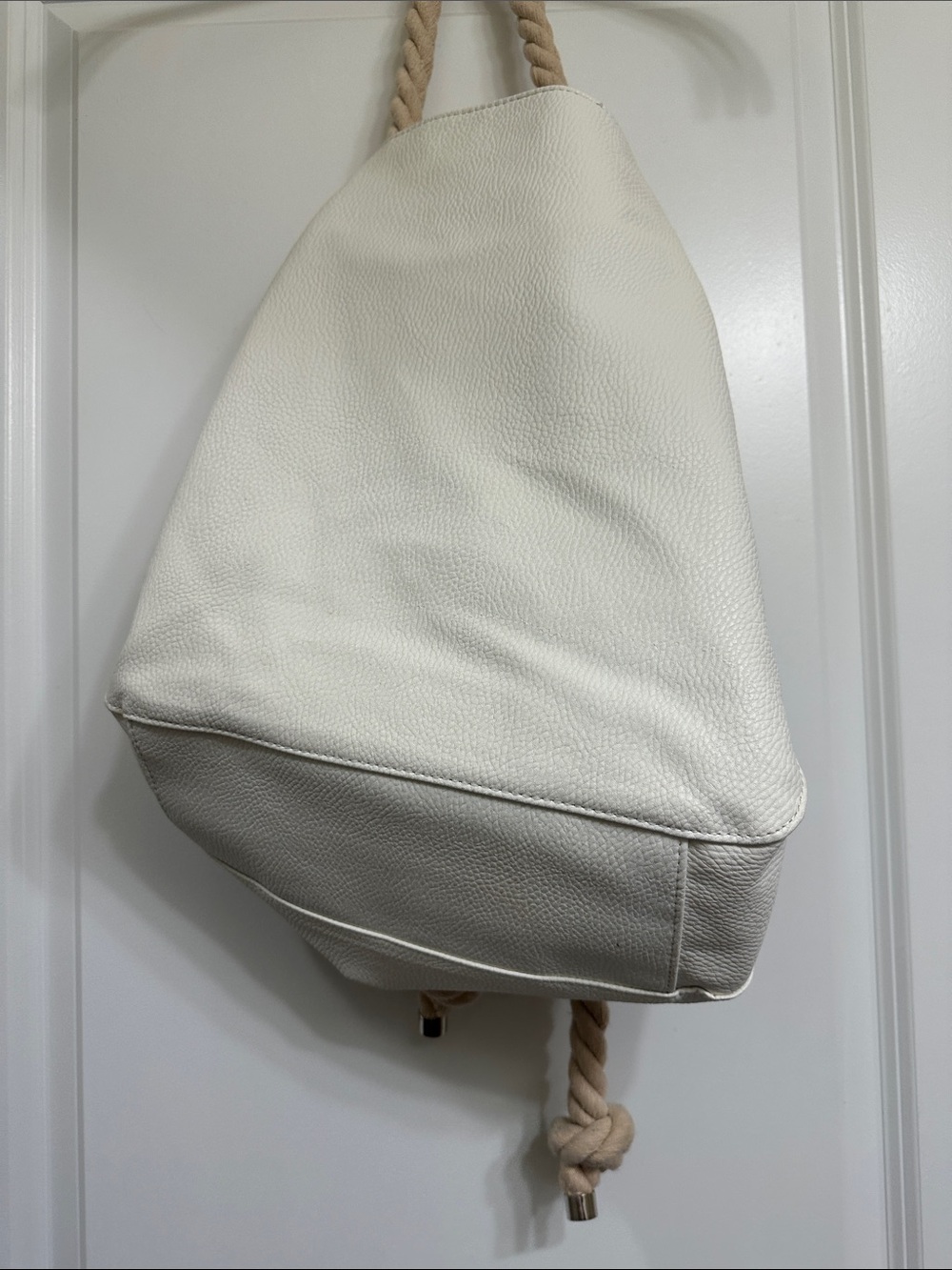 Rampage White Tote with Beige Rope Handles - Picture 5 of 9